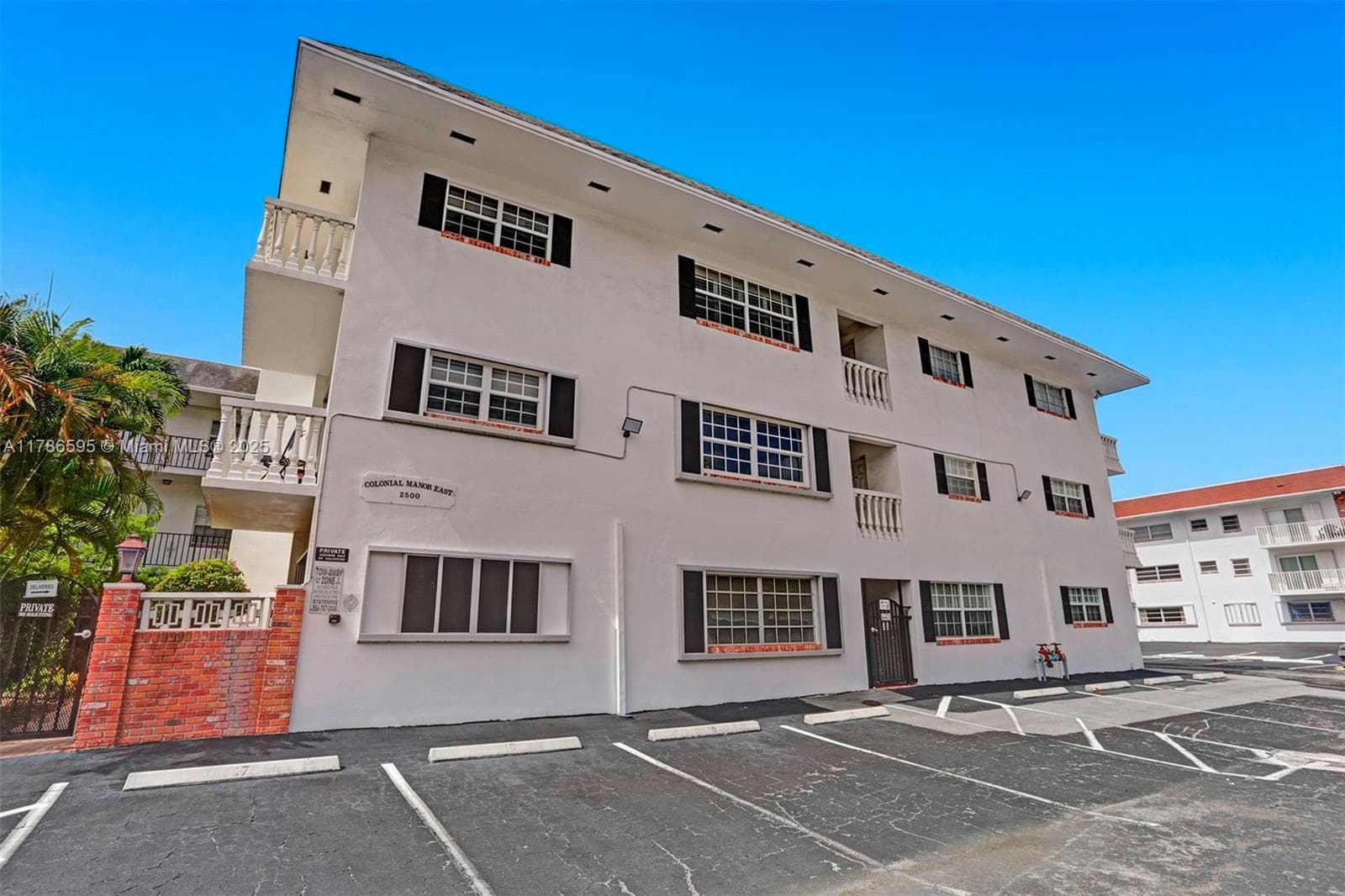 COLONIAL MANOR EAST · #111 in Fort Lauderdale - Photo 14