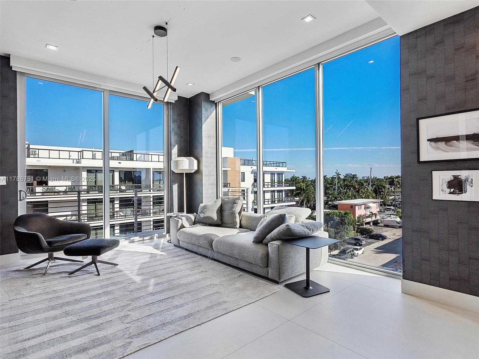 AQUAMAR LAS OLAS CONDO · #PH1 in Fort Lauderdale - Photo 16