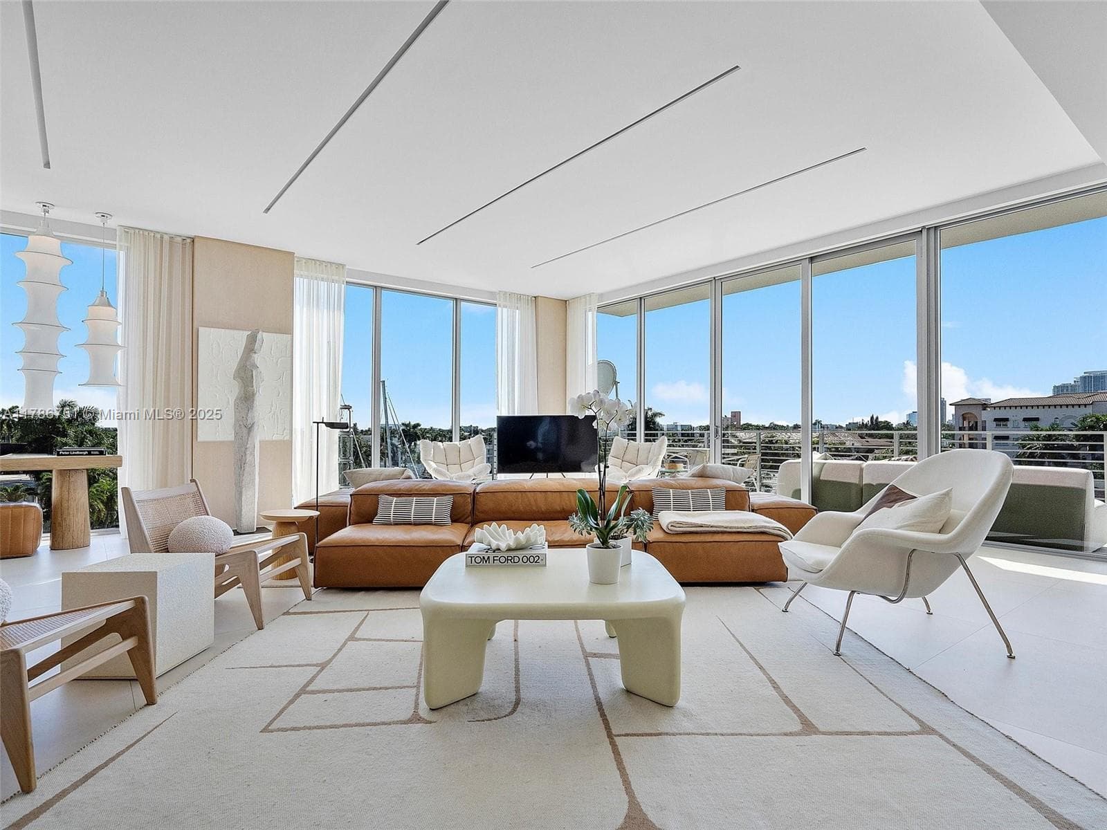 AQUAMAR LAS OLAS CONDO · #PH1 in Fort Lauderdale - Photo 3