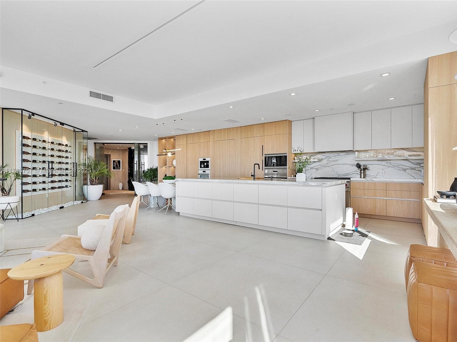 AQUAMAR LAS OLAS CONDO · #PH1 in Fort Lauderdale - Photo 5