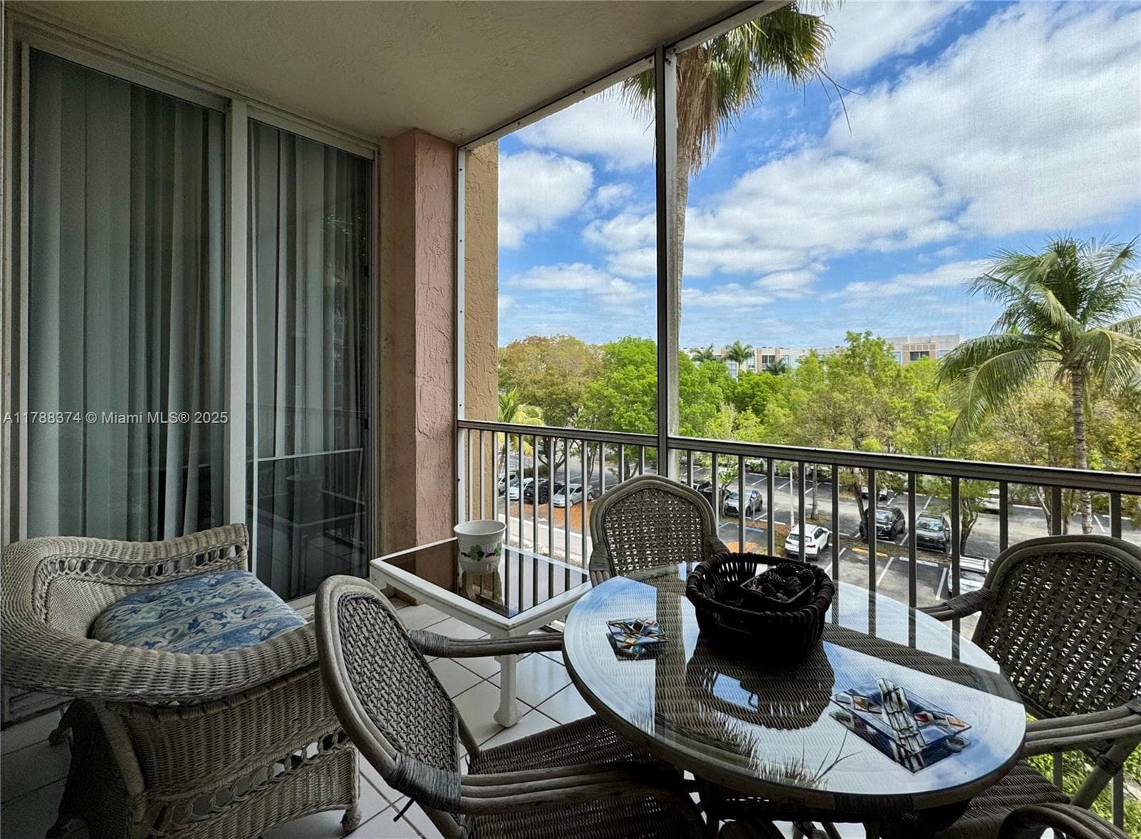 DORAL HOUSE CONDO NO 2 · #420 in Doral - Photo 24
