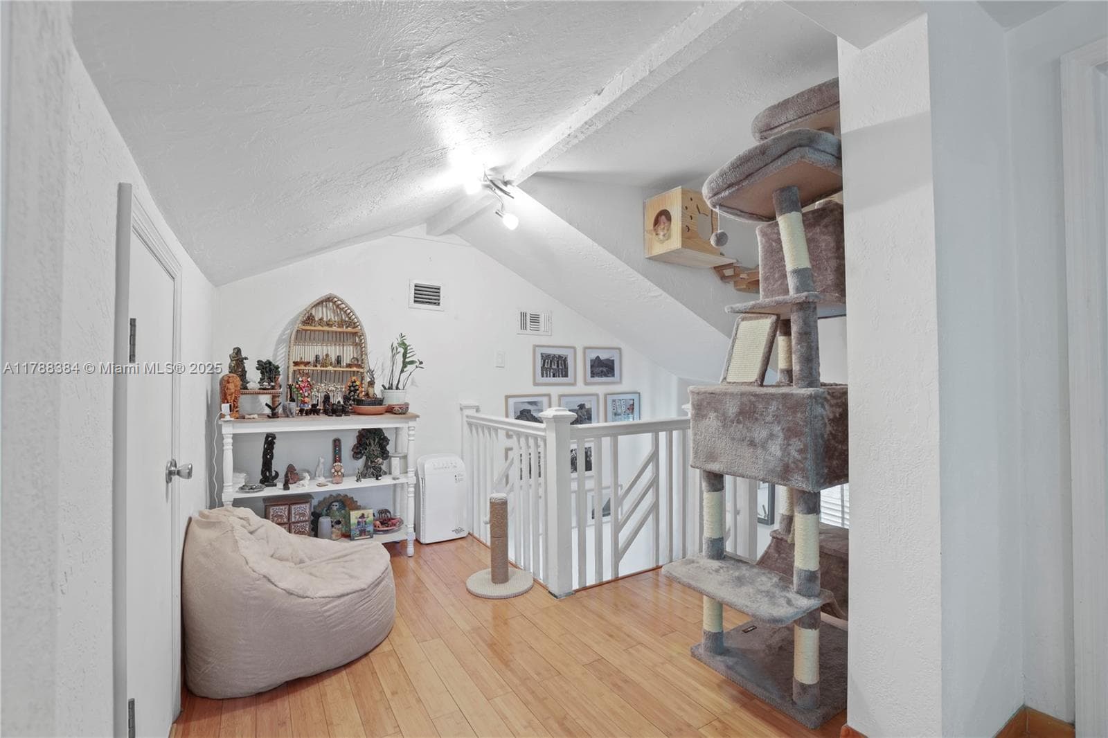 3375 SW 29th Ter photo 18