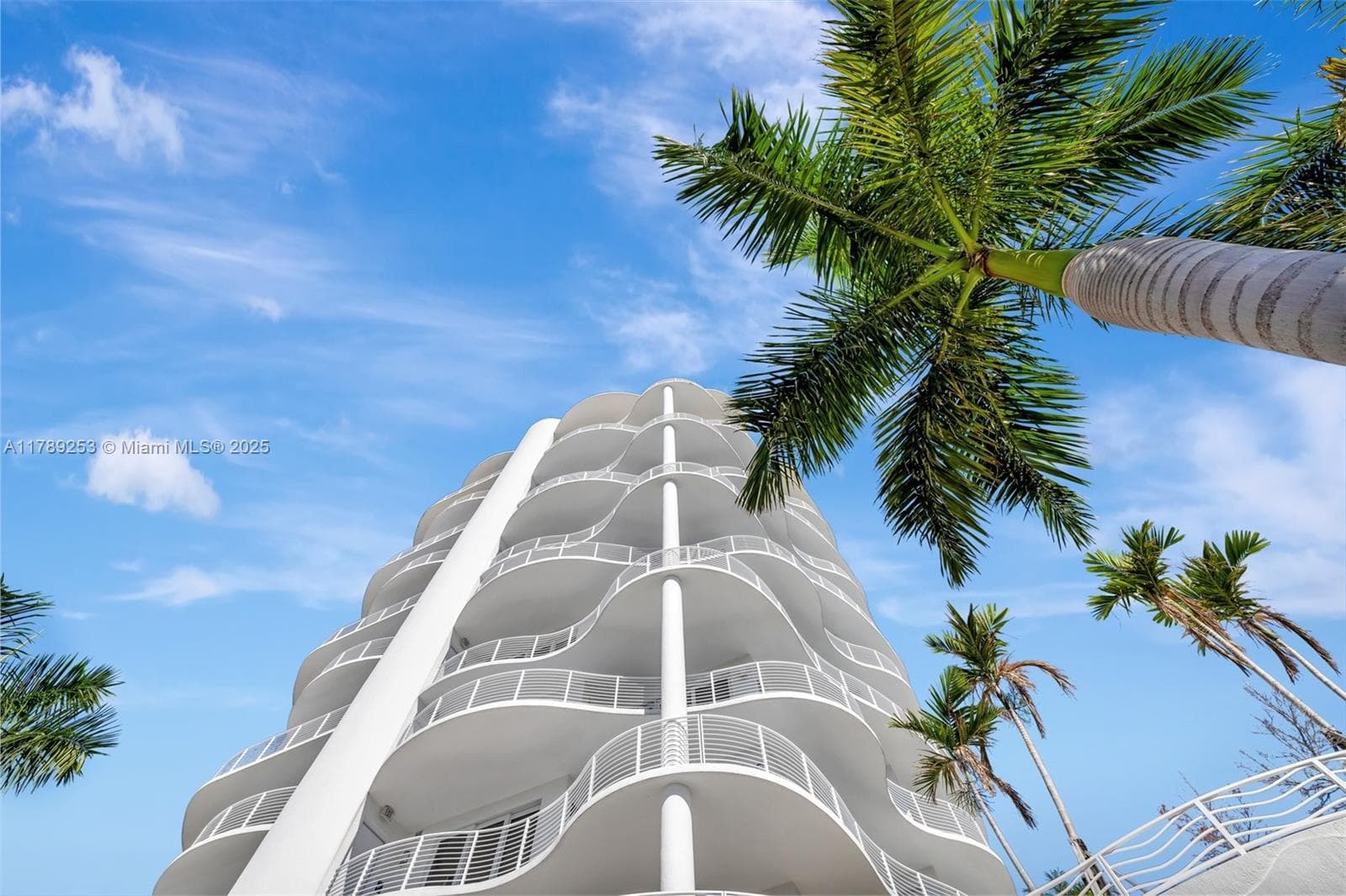 WAVE ON BAYSHORE CONDO · #301 in Fort Lauderdale - Photo 1