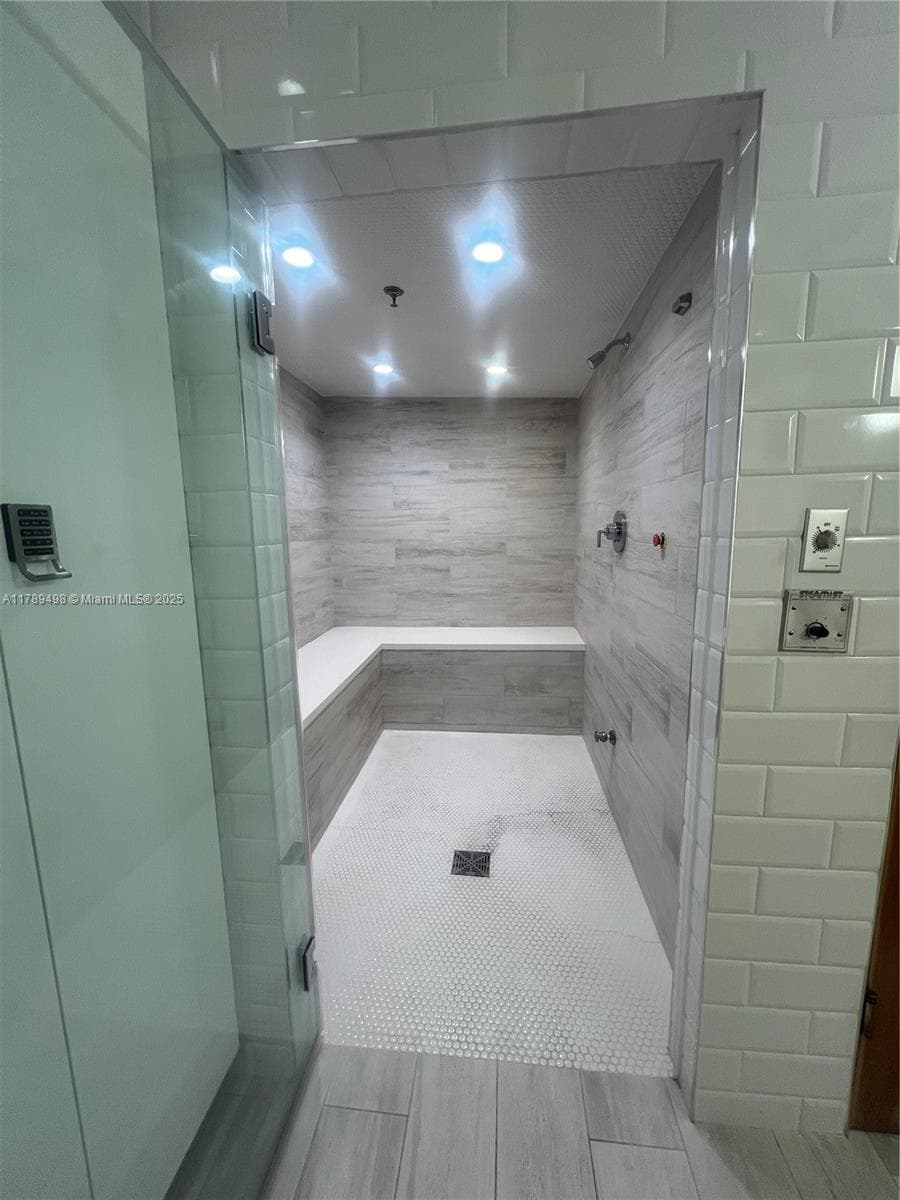 PALMS TOWER TWO CONDO · #24D in Fort Lauderdale - Photo 35