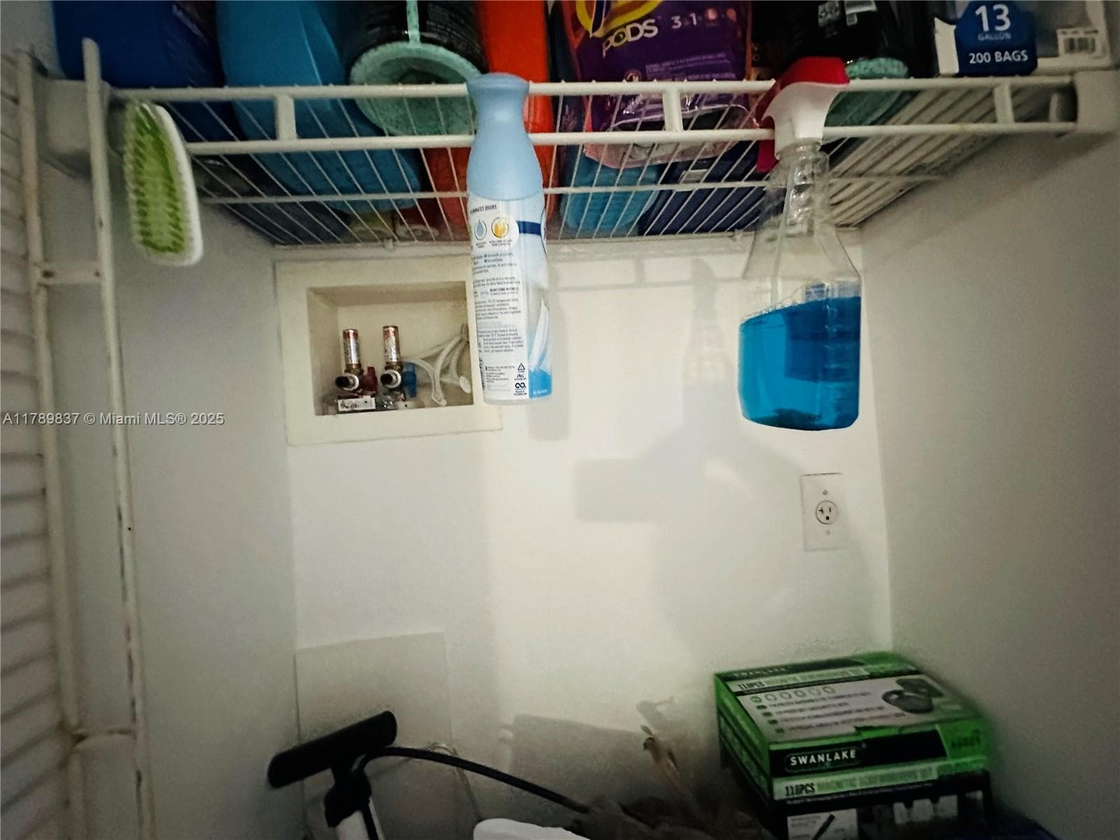 Walking Closet