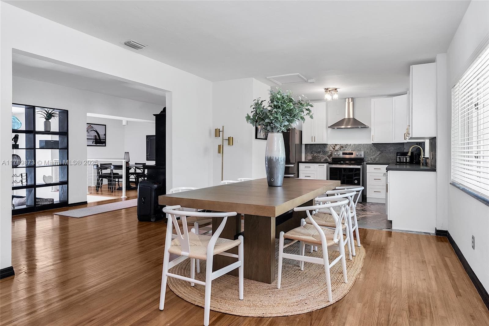 660 NE 121st St #660 photo 15