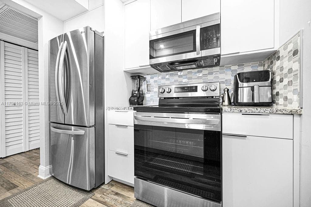 ISLAND CLUB TWO CONDO · #RP405 in Pompano Beach - Photo 16