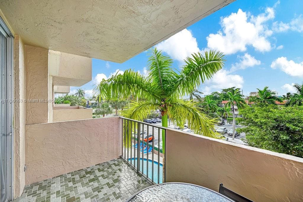ISLAND CLUB TWO CONDO · #RP405 in Pompano Beach - Photo 34