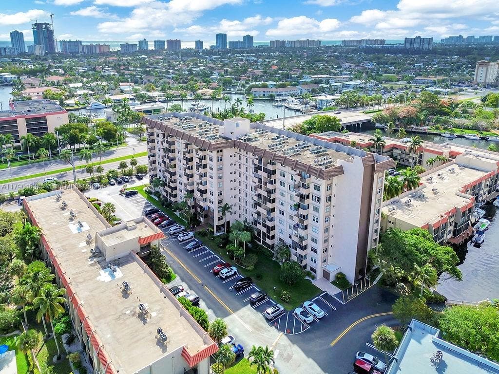 ISLAND CLUB TWO CONDO · #RP405 in Pompano Beach - Photo 45