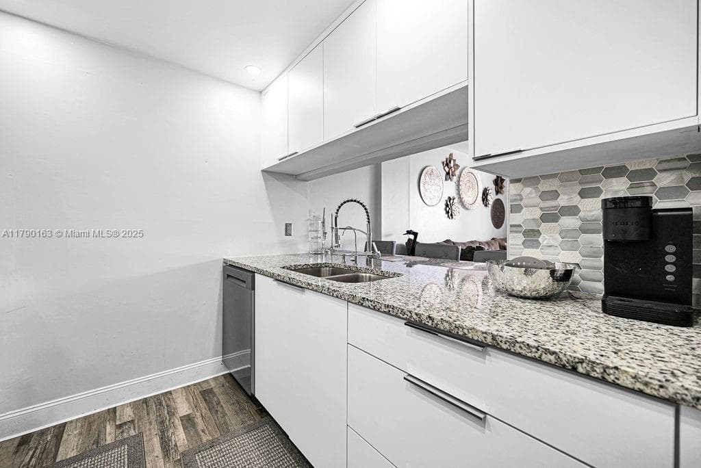 ISLAND CLUB TWO CONDO · #RP405 in Pompano Beach - Photo 19