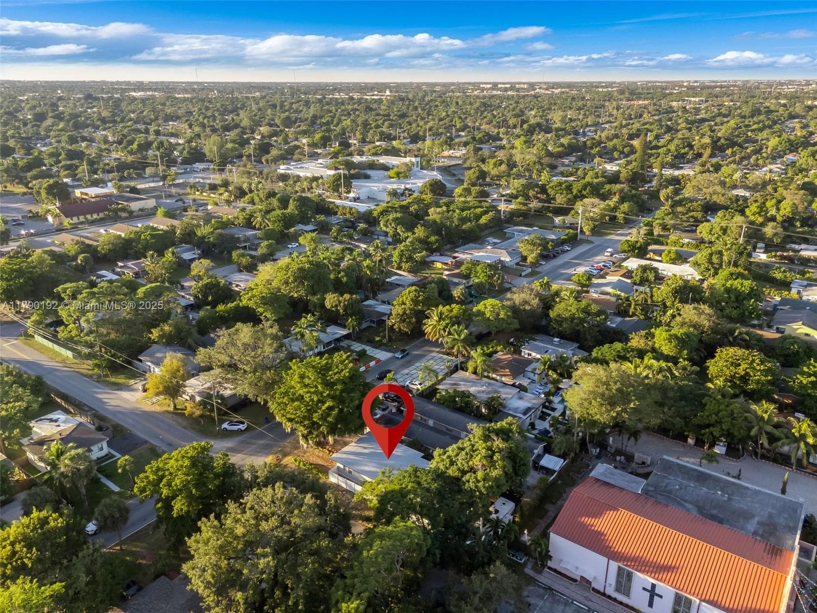 1100 NW 7th Ave photo 2