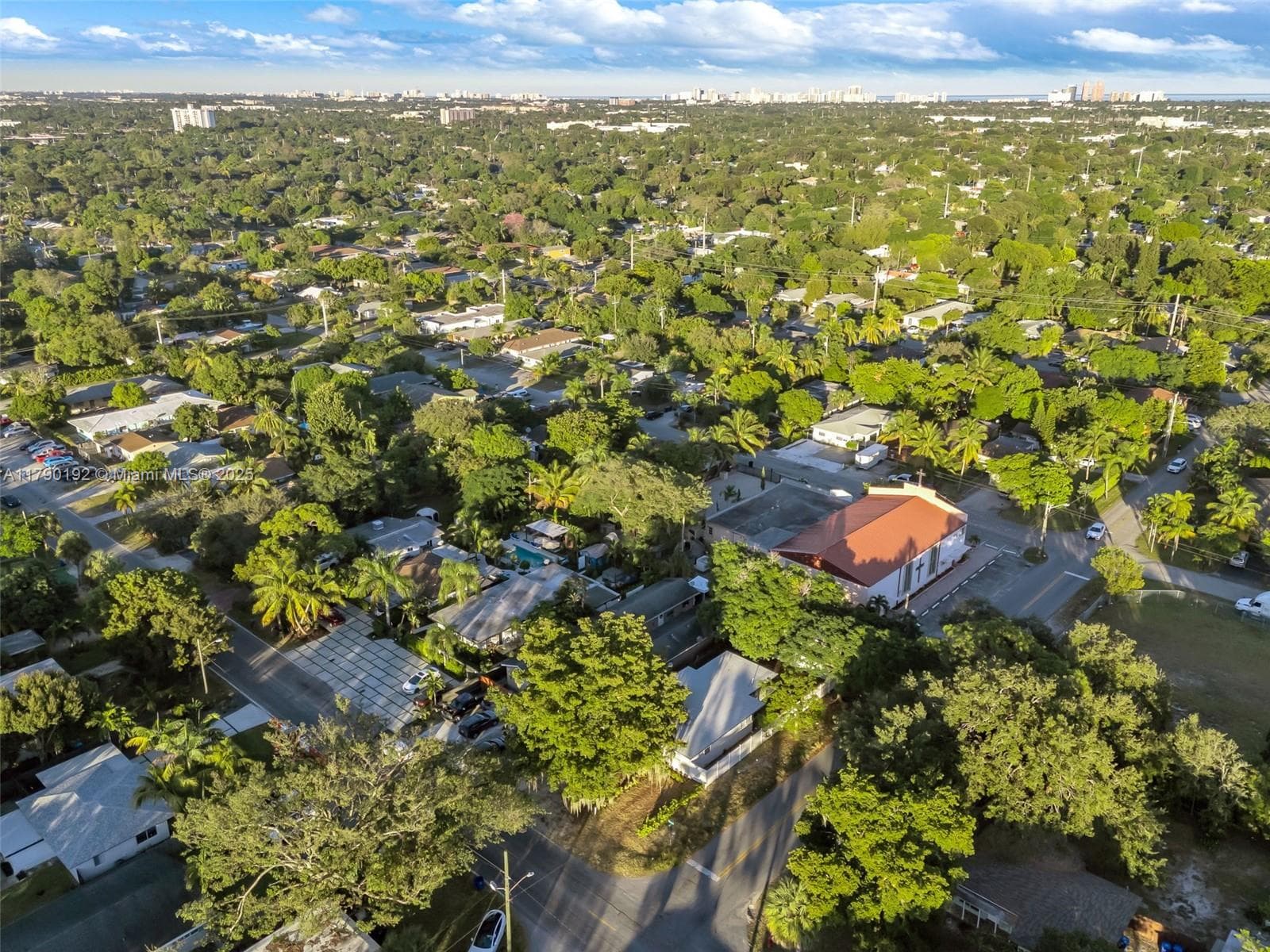 1100 NW 7th Ave photo 32