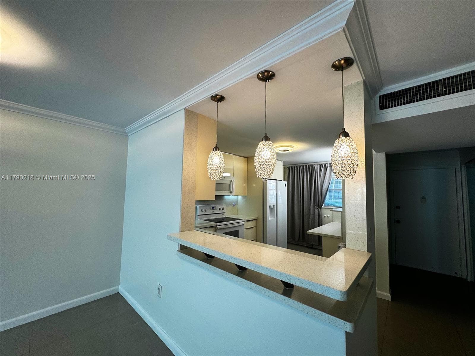 JADE WINDS GROUP ALLAMAND · #108-2 in Miami - Photo 8
