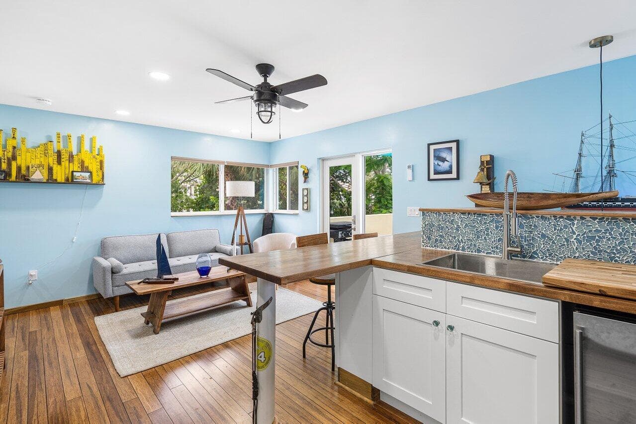 011-300Southeast7thAvenue-DelrayBeach-FL