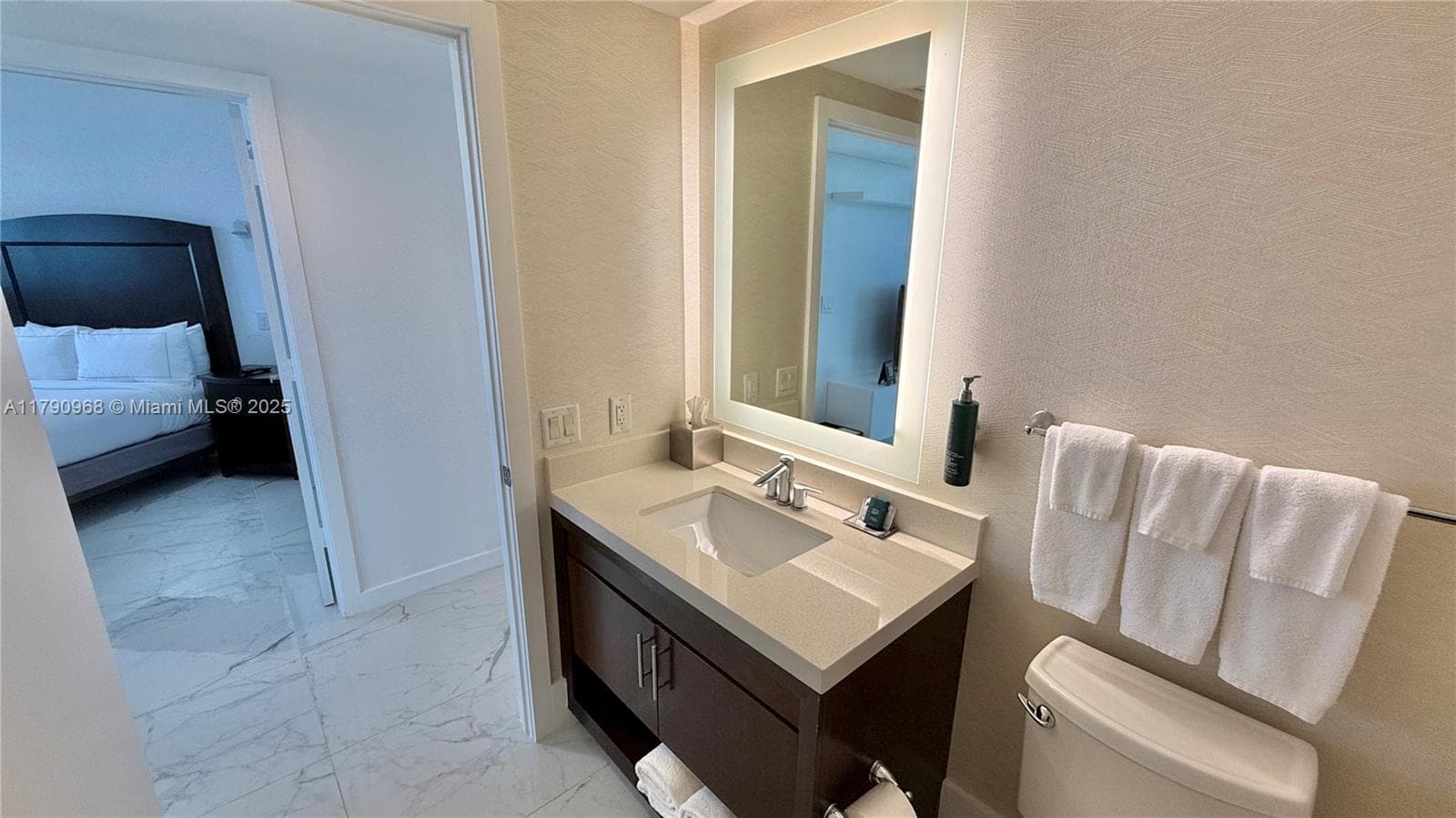 Ocean Point Beach Club · #608 in Sunny Isles Beach - Photo 27