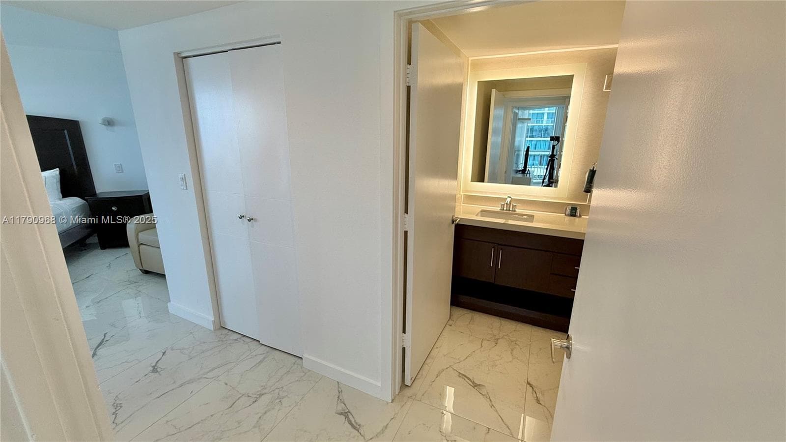 Ocean Point Beach Club · #608 in Sunny Isles Beach - Photo 28