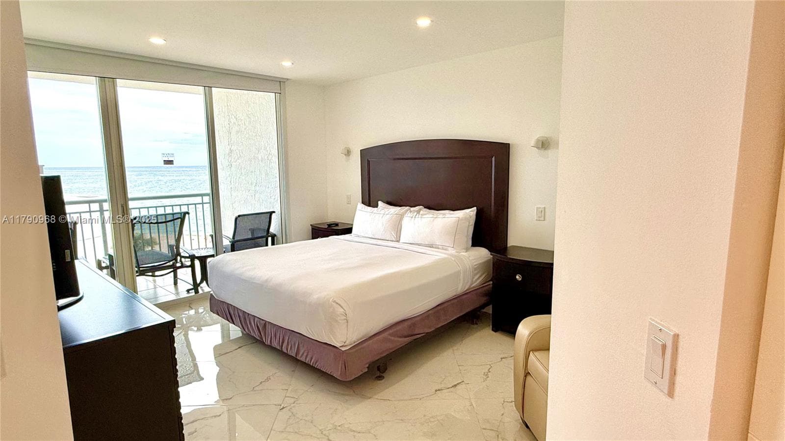 Ocean Point Beach Club · #608 in Sunny Isles Beach - Photo 30