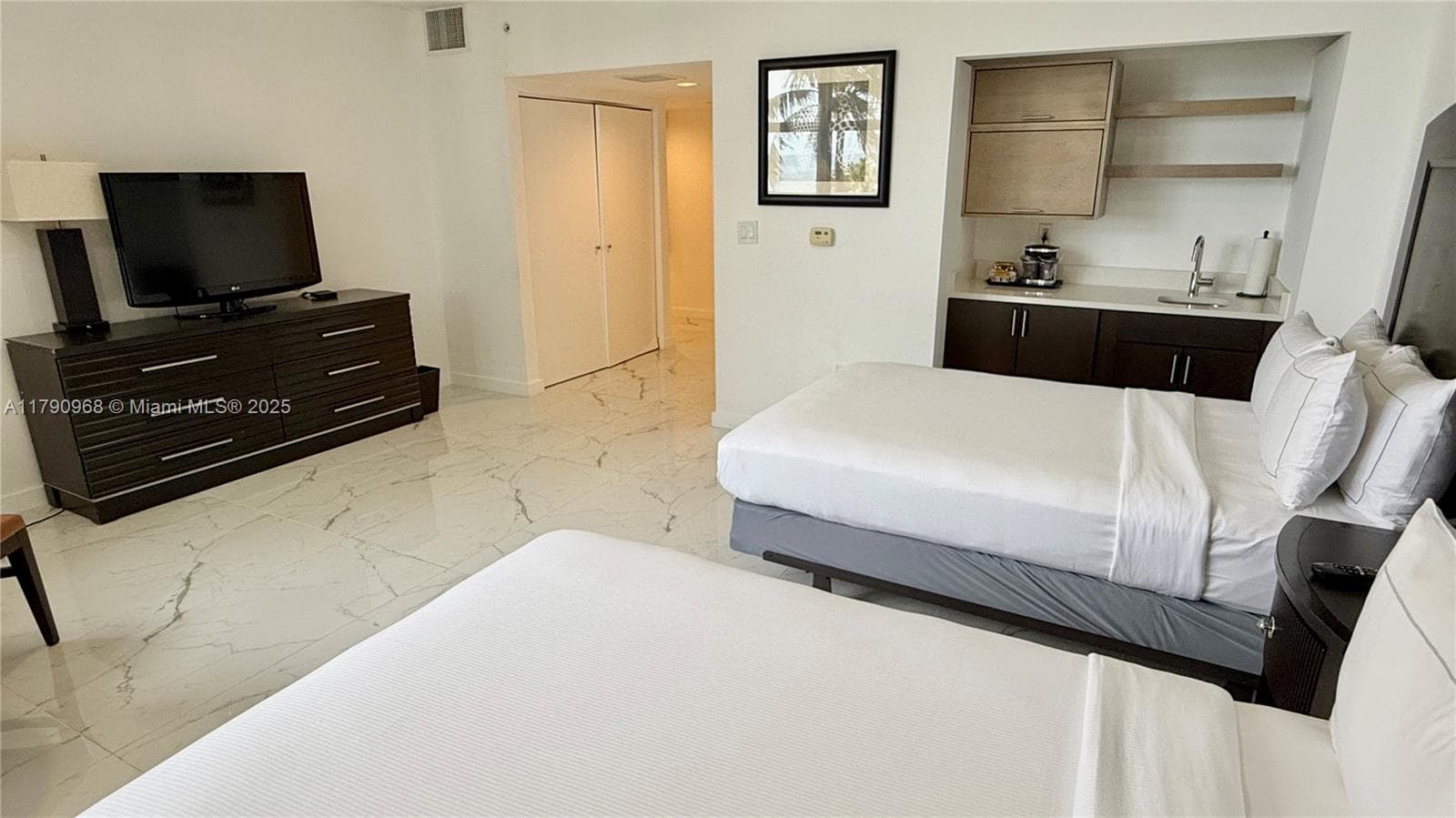 Ocean Point Beach Club · #608 in Sunny Isles Beach - Photo 55