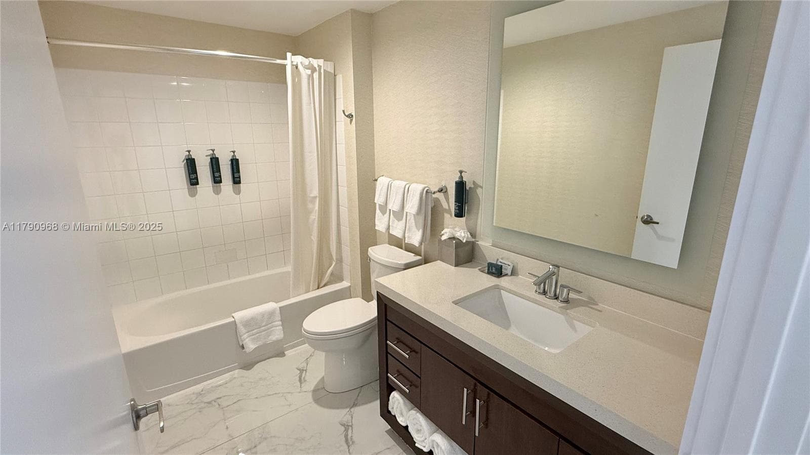 Ocean Point Beach Club · #608 in Sunny Isles Beach - Photo 58