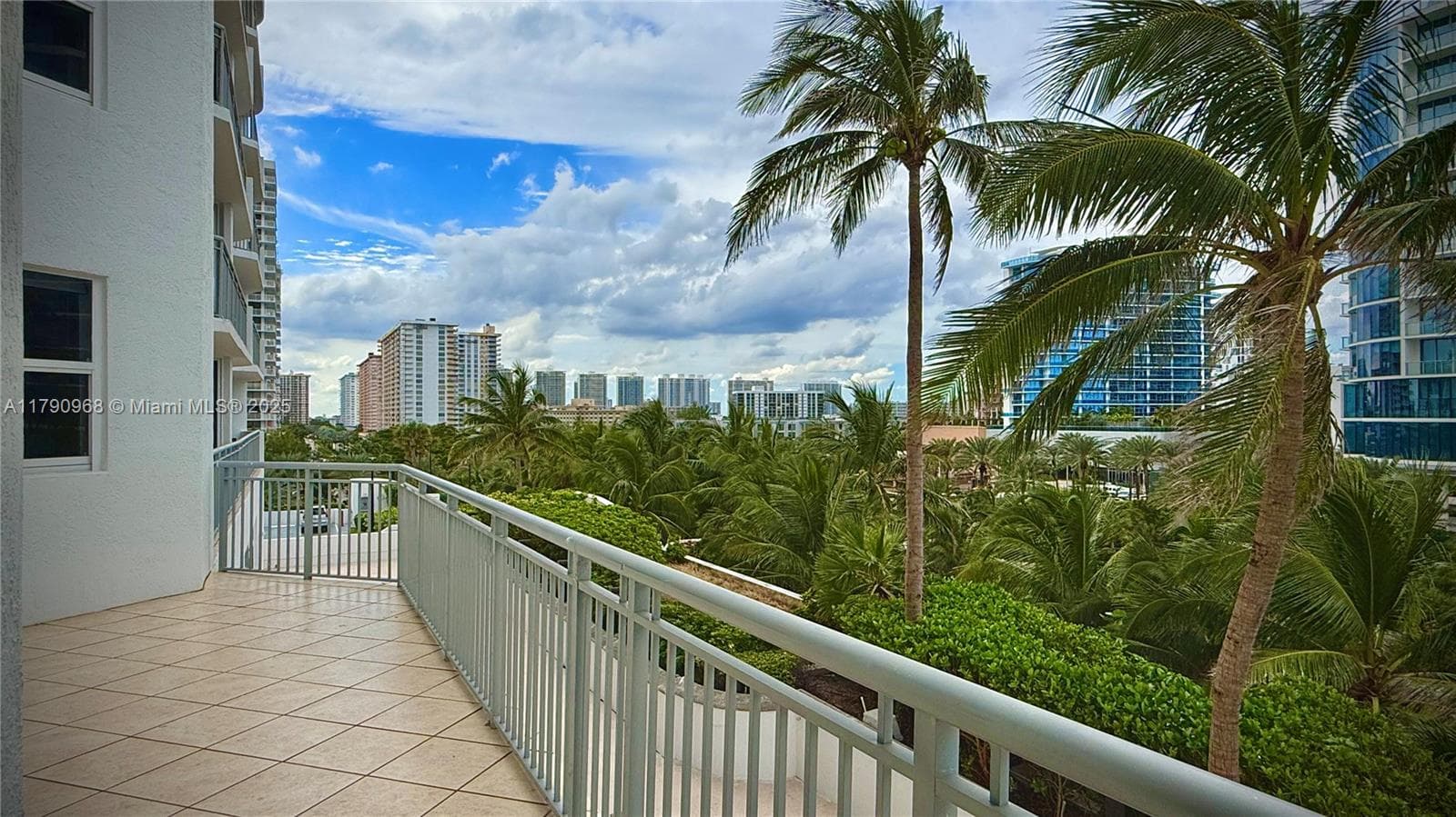 Ocean Point Beach Club · #608 in Sunny Isles Beach - Photo 19