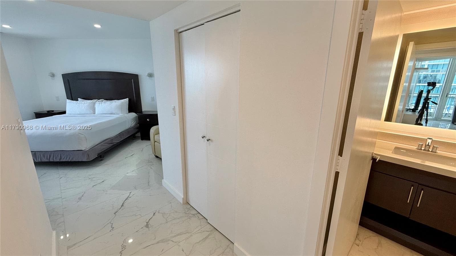 Ocean Point Beach Club · #608 in Sunny Isles Beach - Photo 29
