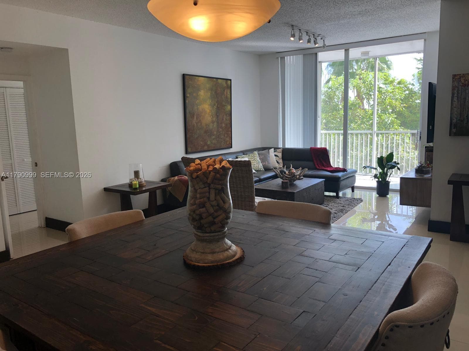 Doral House 3 · #407 in Doral - Photo 2