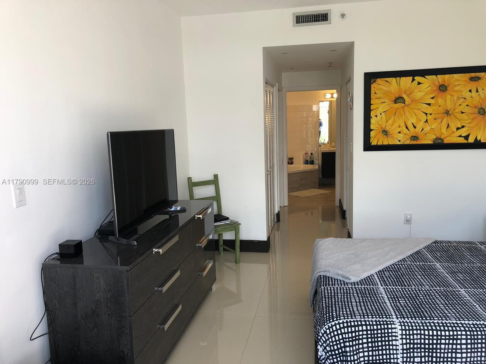 Doral House 3 · #407 in Doral - Photo 5
