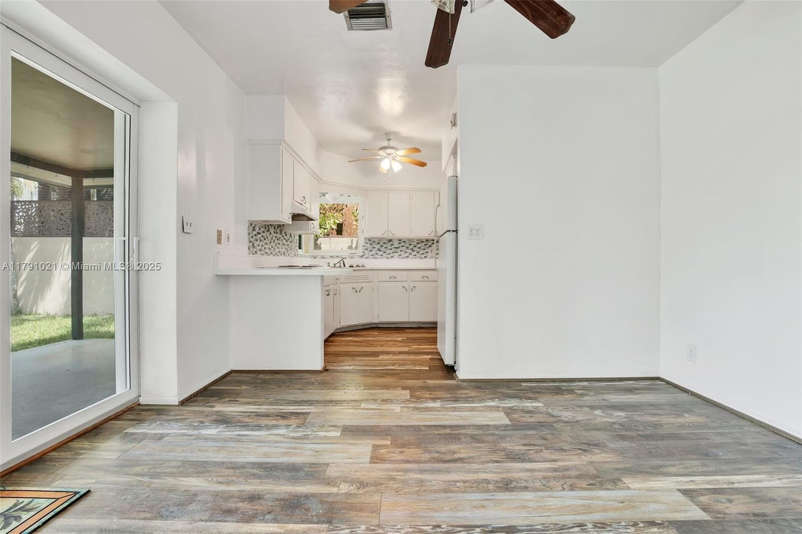 2019 NE 31st Ave photo 16