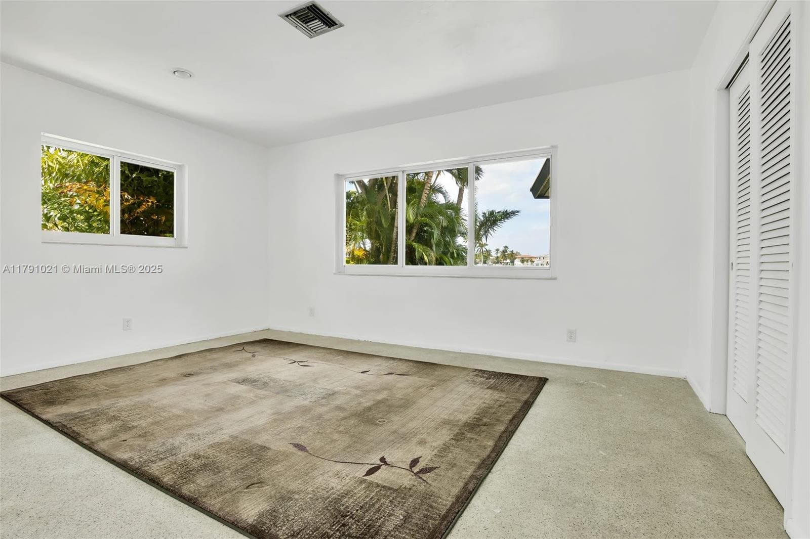 2019 NE 31st Ave photo 22