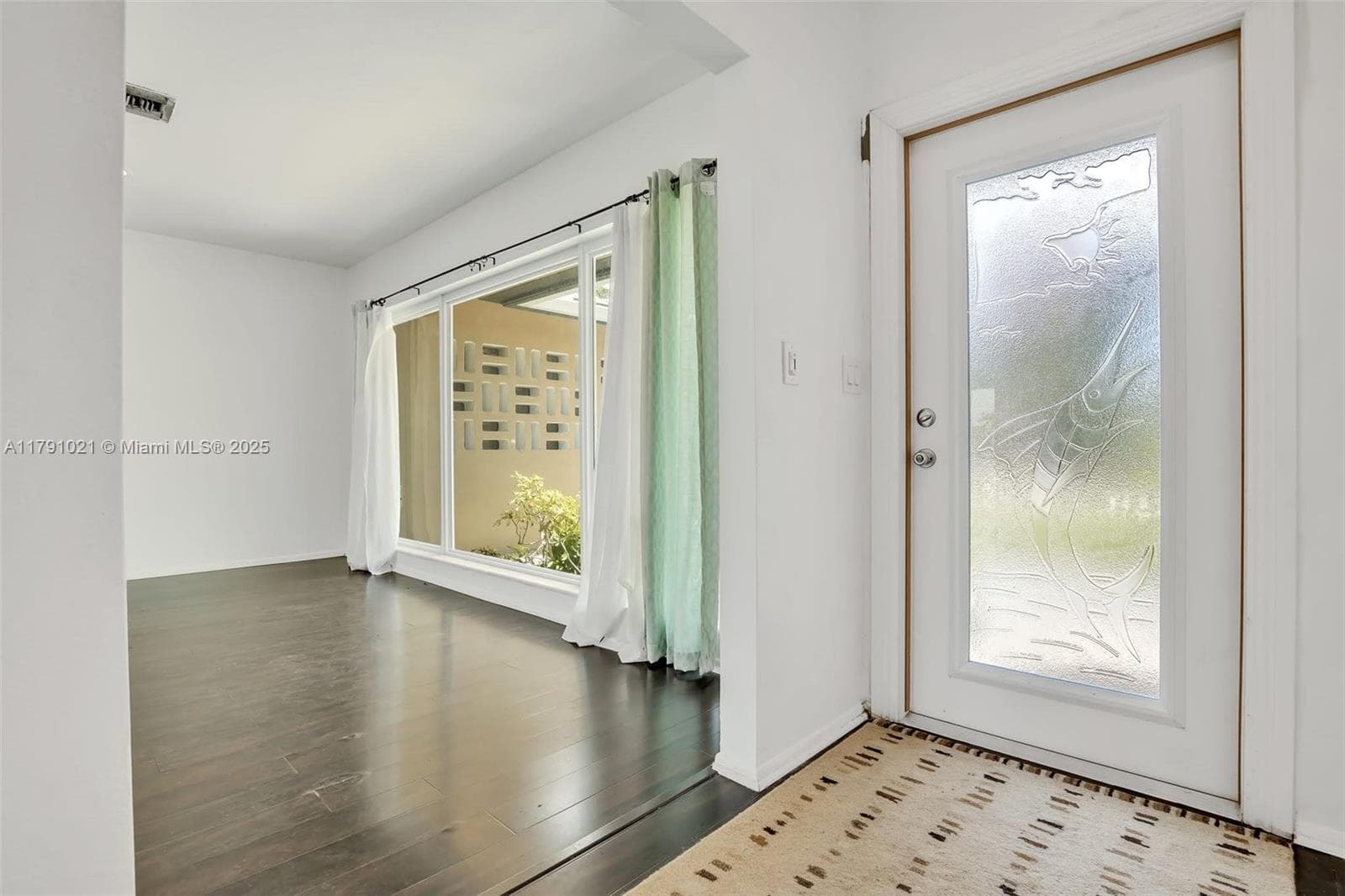 2019 NE 31st Ave photo 7