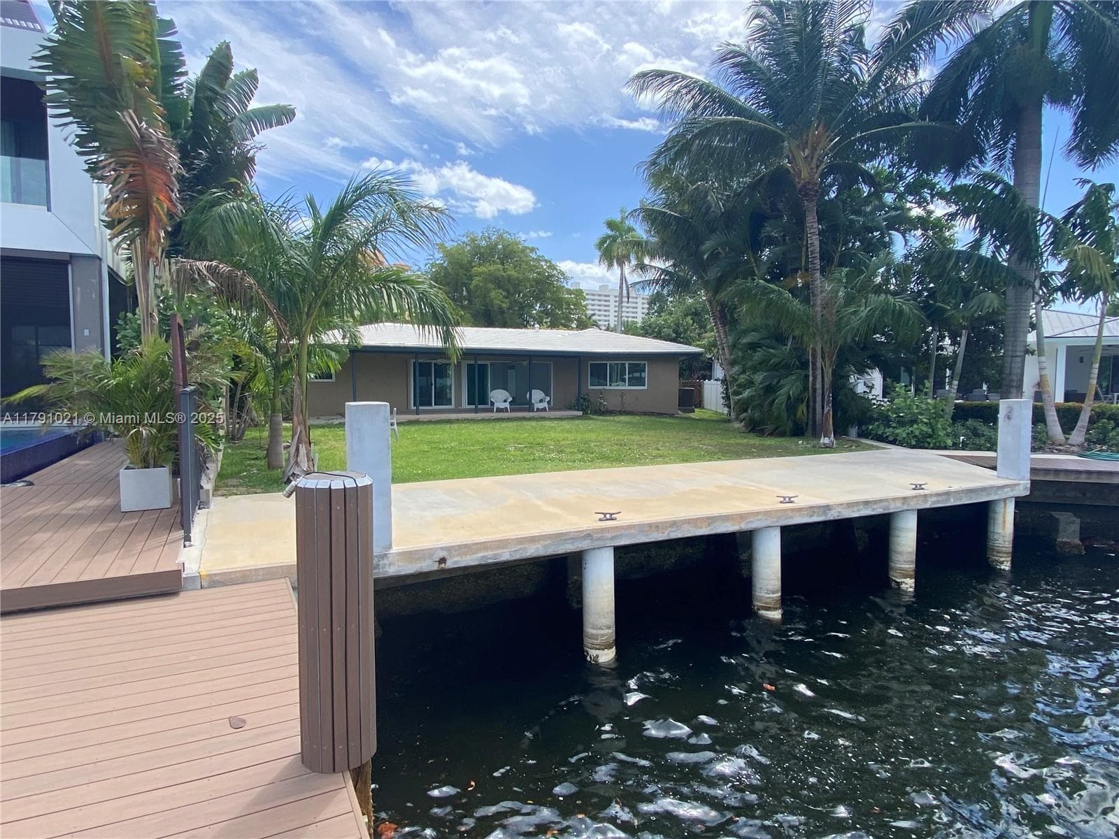 2019 NE 31st Ave photo 32