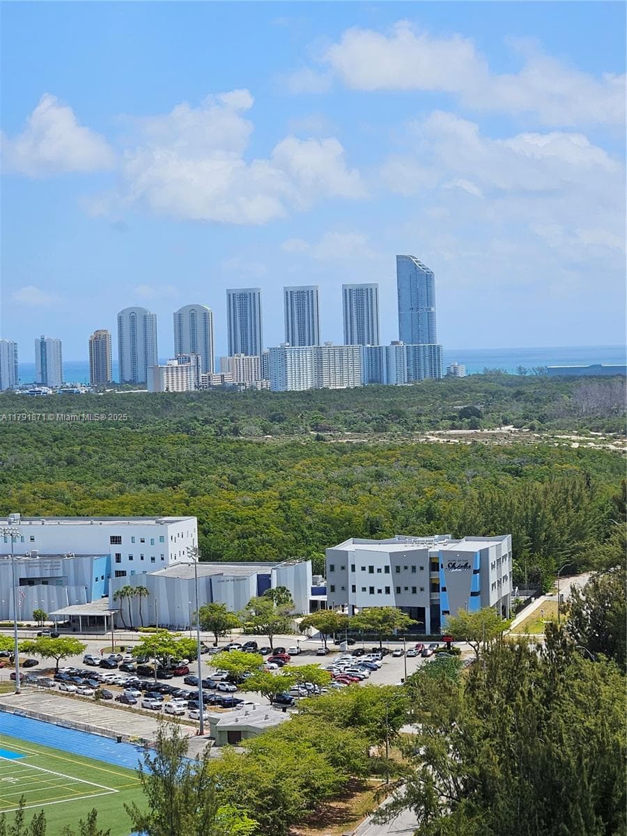 THE OAKS I CONDO · #2202 in North Miami - Photo 20