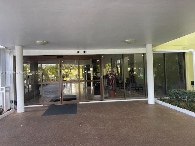 hilcrest condo · #701B in Hollywood - Photo 3