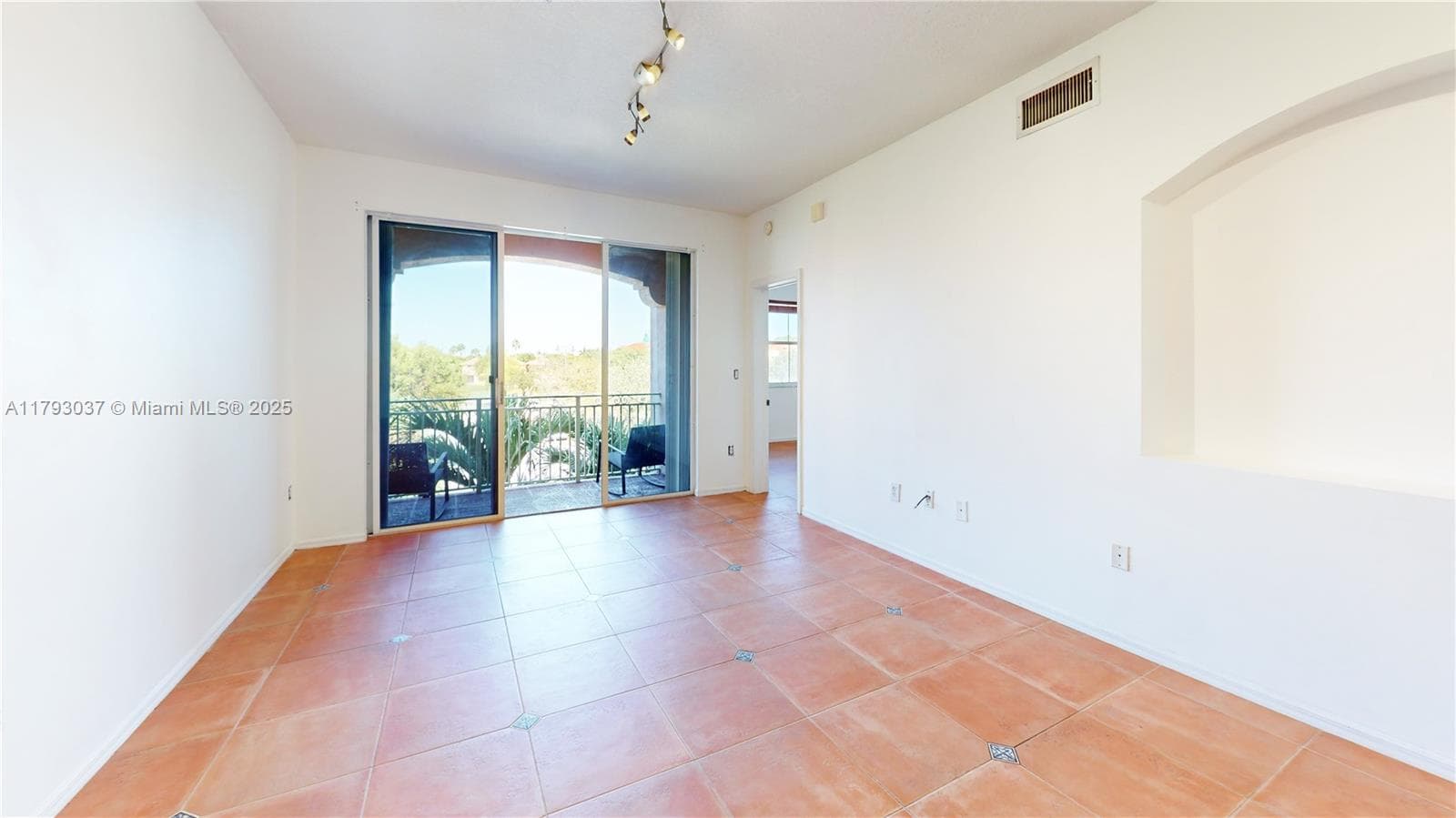 THE COURTS AT DORAL ISLES · #1637 in Doral - Photo 12