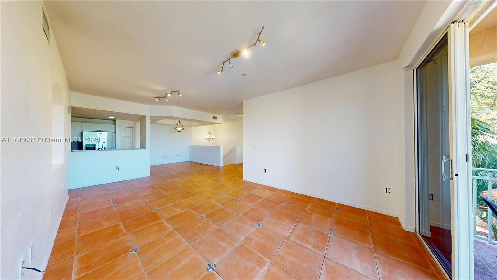 THE COURTS AT DORAL ISLES · #1637 in Doral - Photo 7