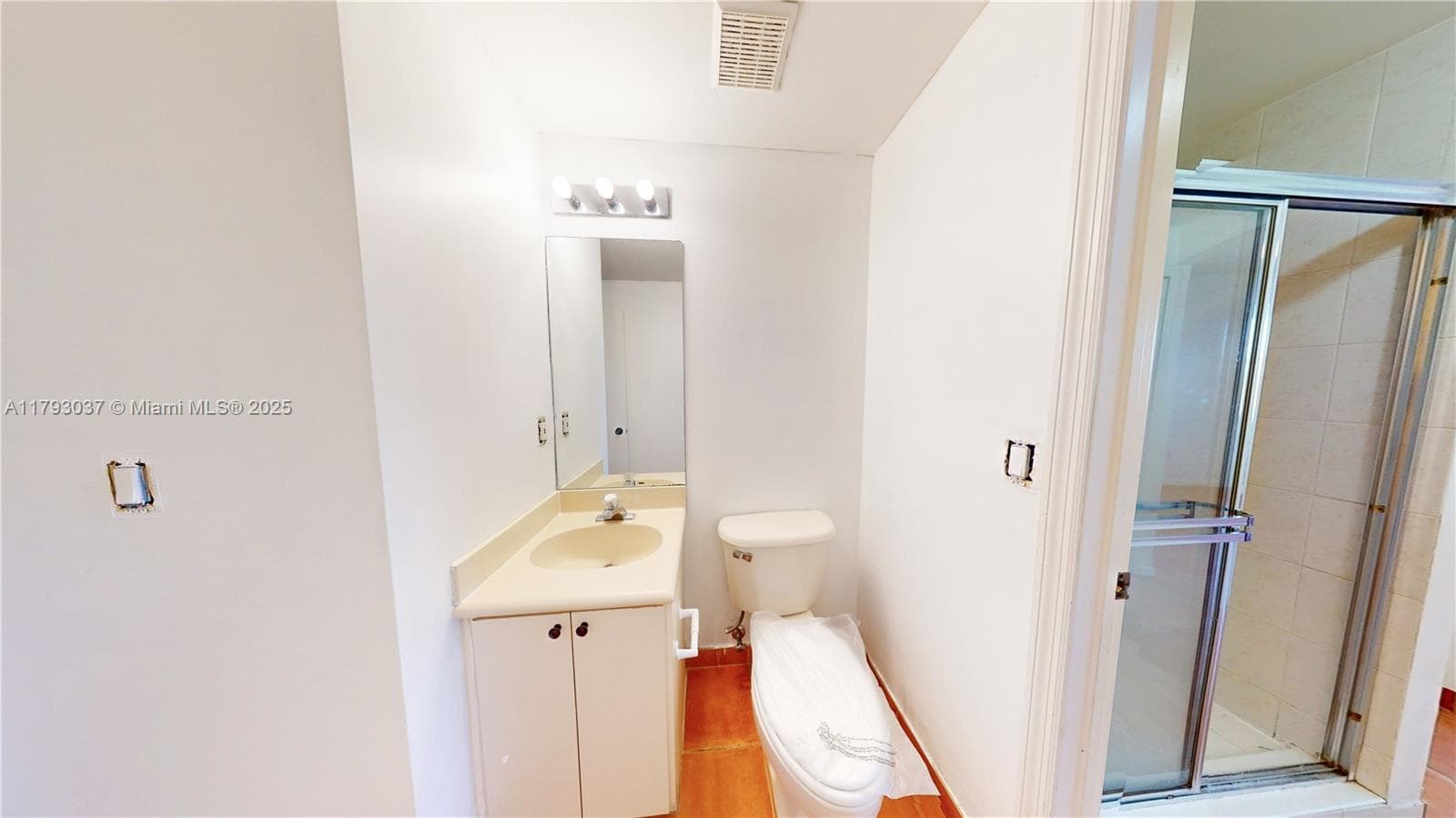 THE COURTS AT DORAL ISLES · #1637 in Doral - Photo 32