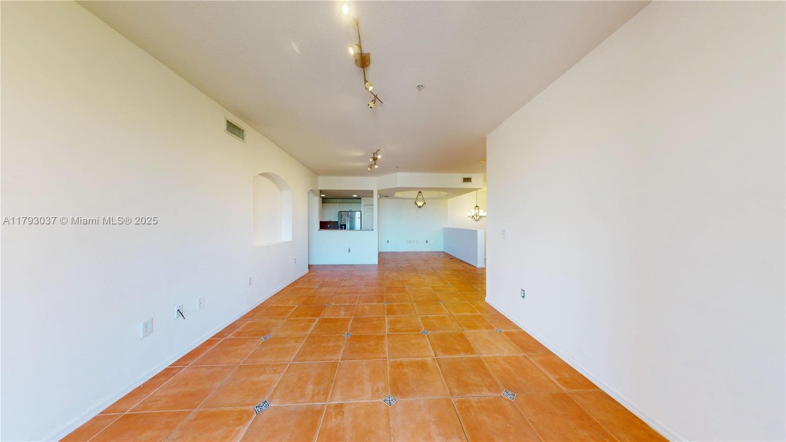 THE COURTS AT DORAL ISLES · #1637 in Doral - Photo 9