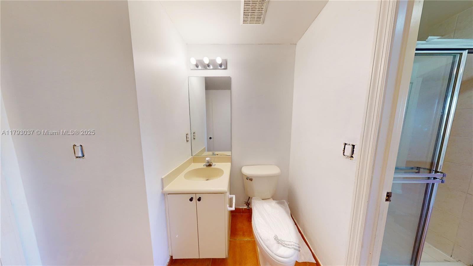 THE COURTS AT DORAL ISLES · #1637 in Doral - Photo 34