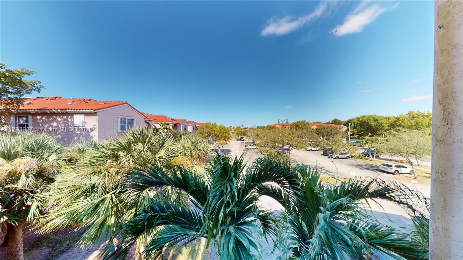 THE COURTS AT DORAL ISLES · #1637 in Doral - Photo 14
