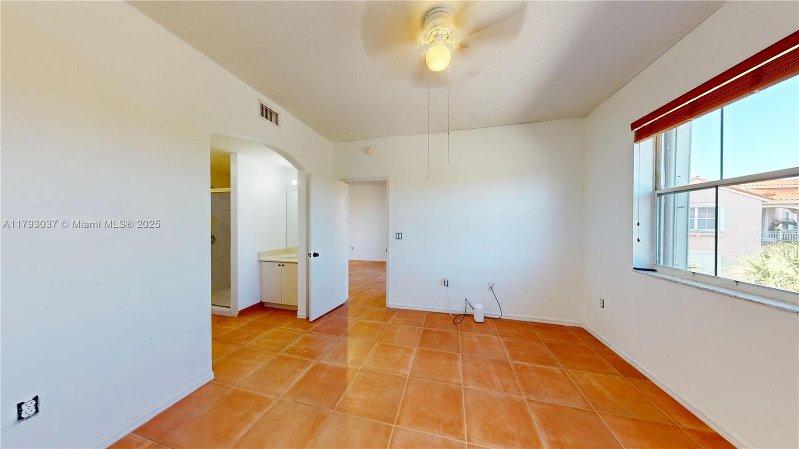THE COURTS AT DORAL ISLES · #1637 in Doral - Photo 25