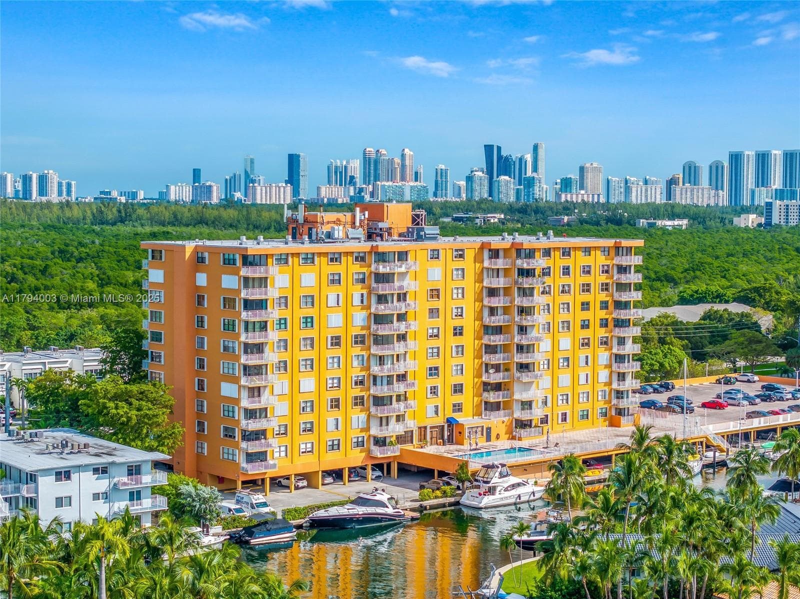 WATERSIDE TOWERS · #1006 in North Miami - Photo 46