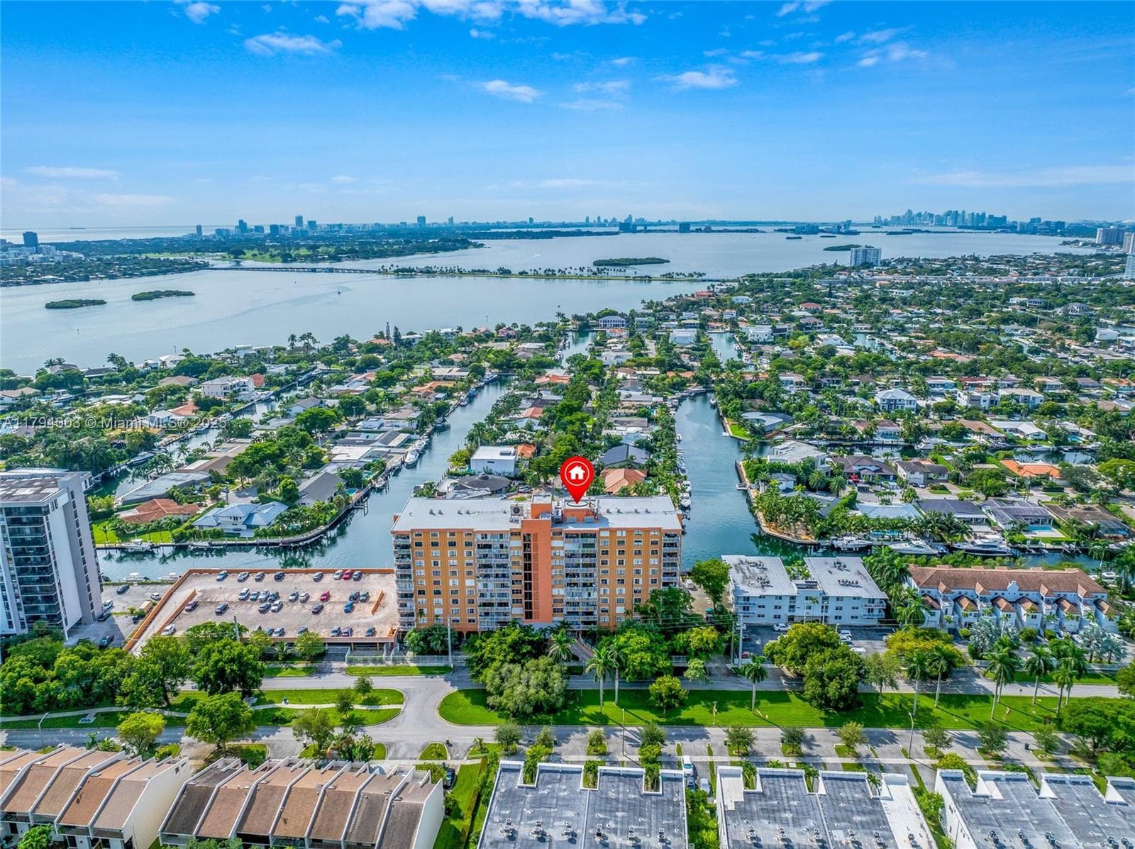 WATERSIDE TOWERS · #1006 in North Miami - Photo 57