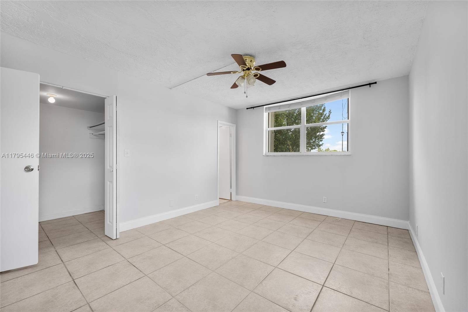 SOMERSET NO SIX CONDO · #104 in Lauderdale Lakes - Photo 13