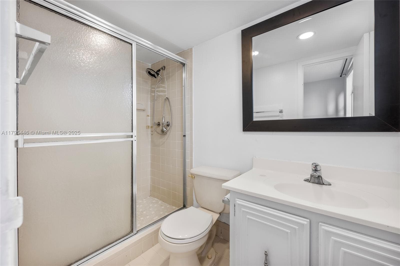 SOMERSET NO SIX CONDO · #104 in Lauderdale Lakes - Photo 11