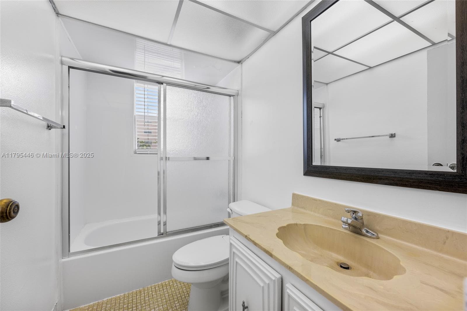 SOMERSET NO SIX CONDO · #104 in Lauderdale Lakes - Photo 4