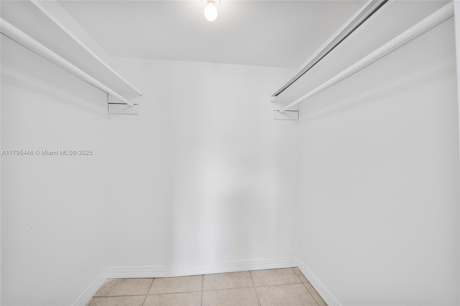 SOMERSET NO SIX CONDO · #104 in Lauderdale Lakes - Photo 8