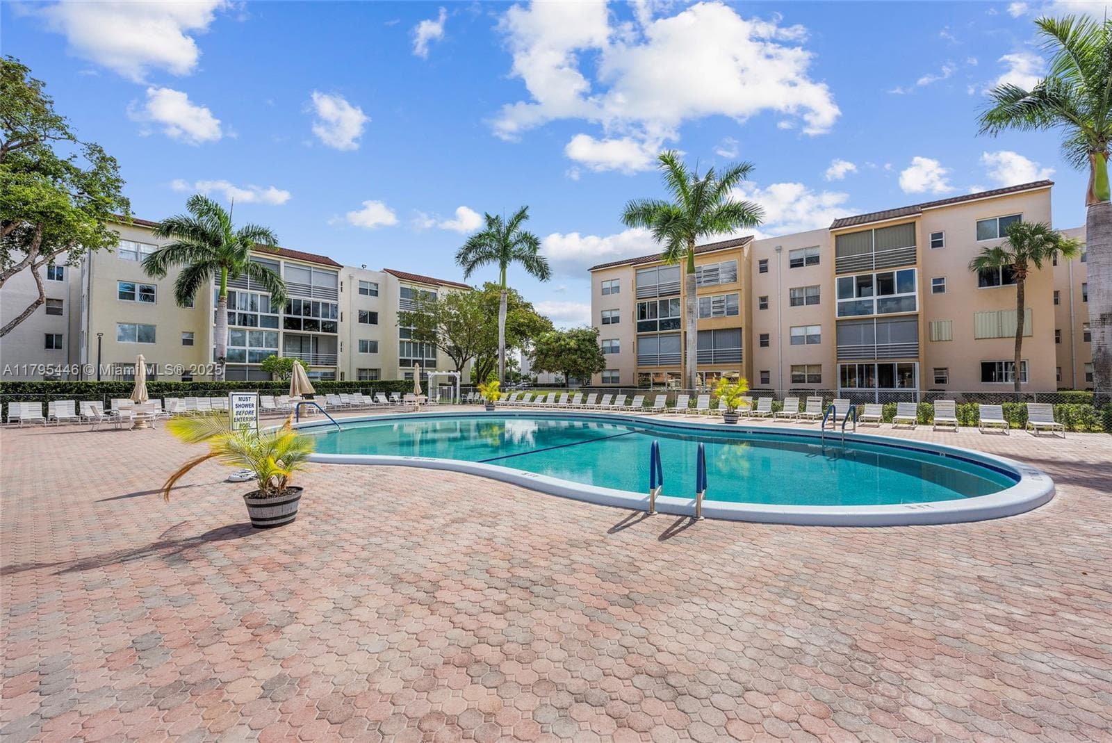 SOMERSET NO SIX CONDO · #104 in Lauderdale Lakes - Photo 21