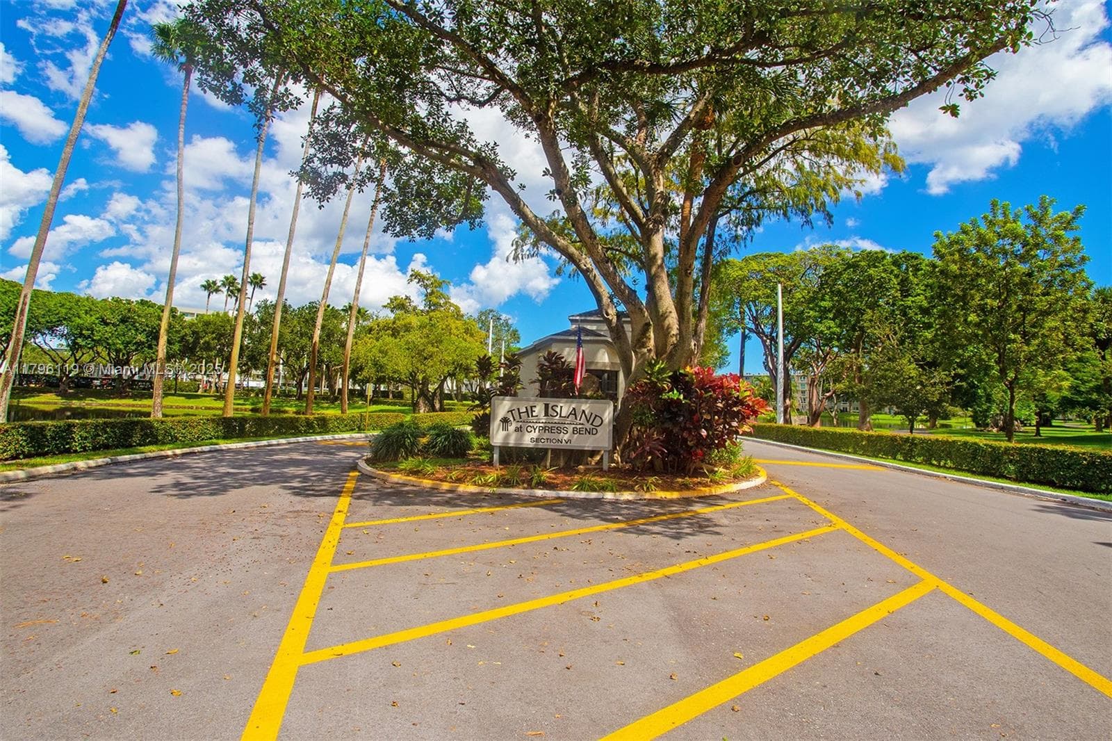 CYPRESS BEND CONDOMINIUM · #102 in Pompano Beach - Photo 52