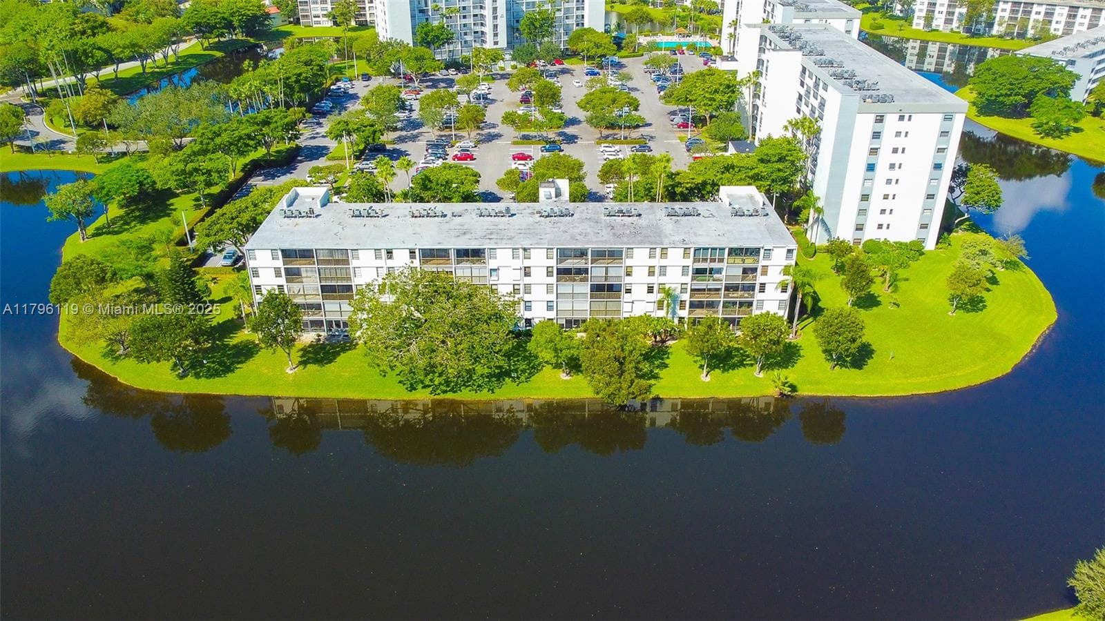 CYPRESS BEND CONDOMINIUM · #102 in Pompano Beach - Photo 46