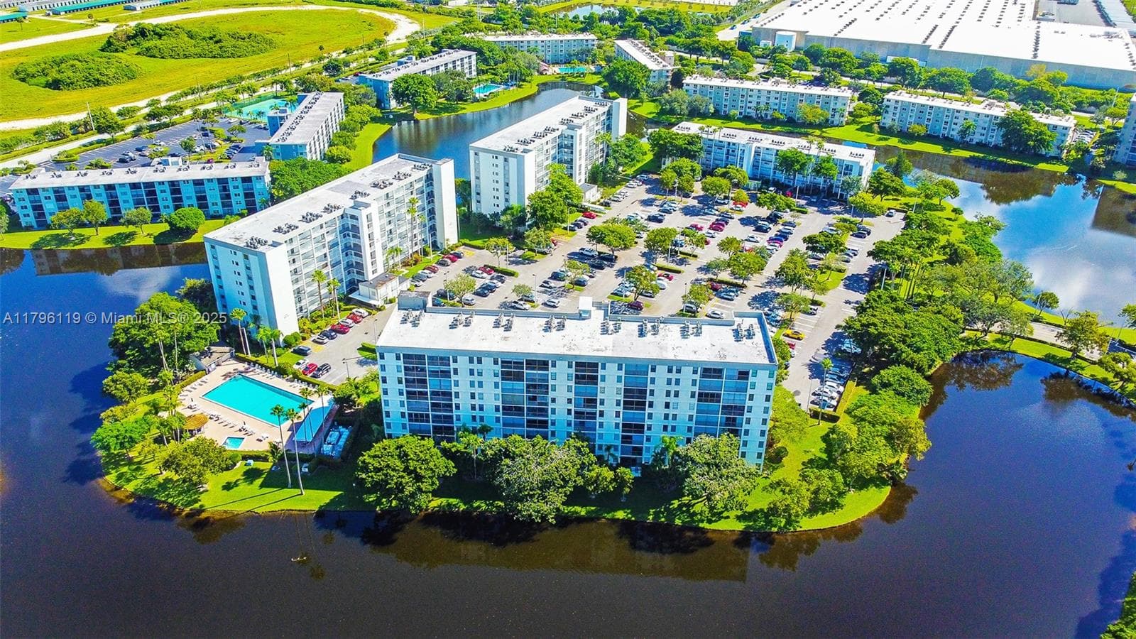 CYPRESS BEND CONDOMINIUM · #102 in Pompano Beach - Photo 43